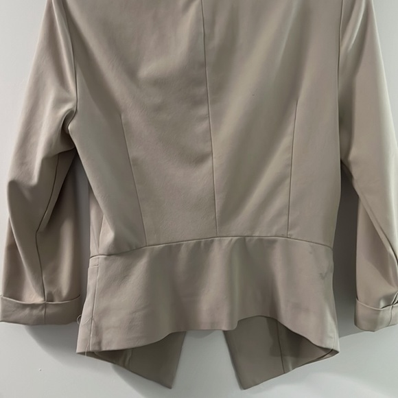 Dynamite XS Tan Blazer Lightweight - Picture 4 of 5